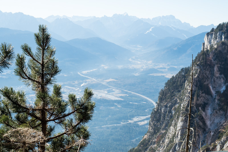 Karawankenblick_p3_Alpenstrasse_Dobratsch