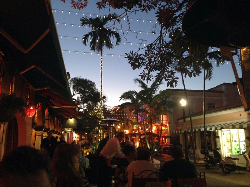 Ausgehen am Espanola Way