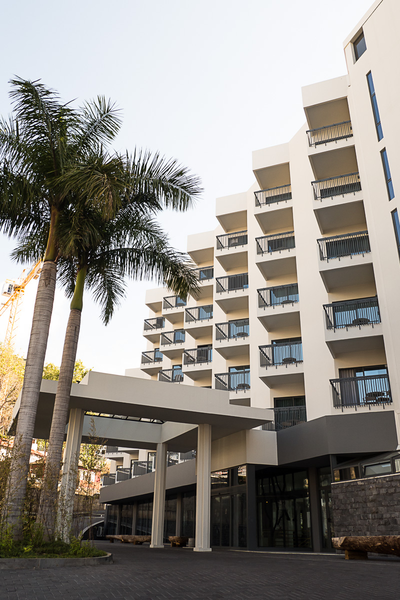 Eingang außen Hotel Funchal