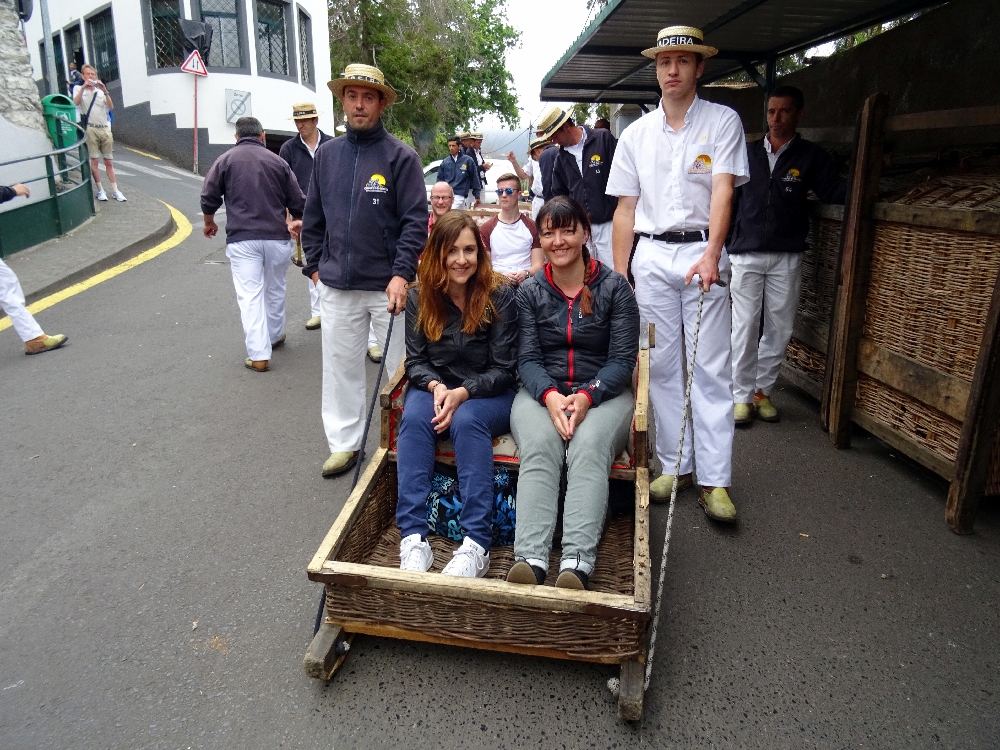 Korbschlittenfahren auf Madeira