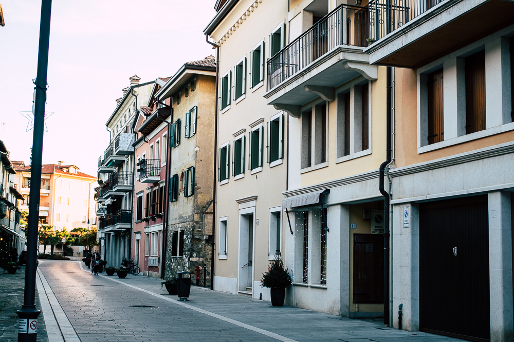 Altstadt von Grado im Winter