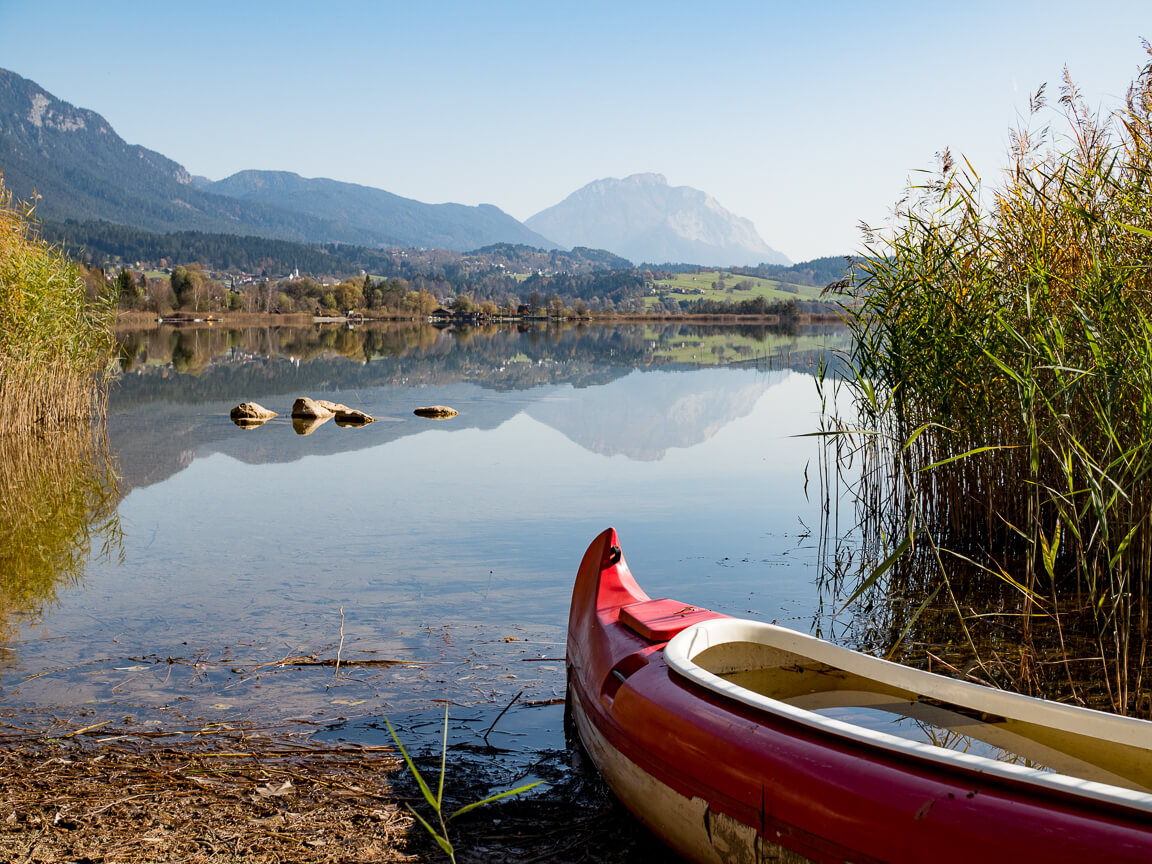 Pressegger See im Herbst in Kärnten