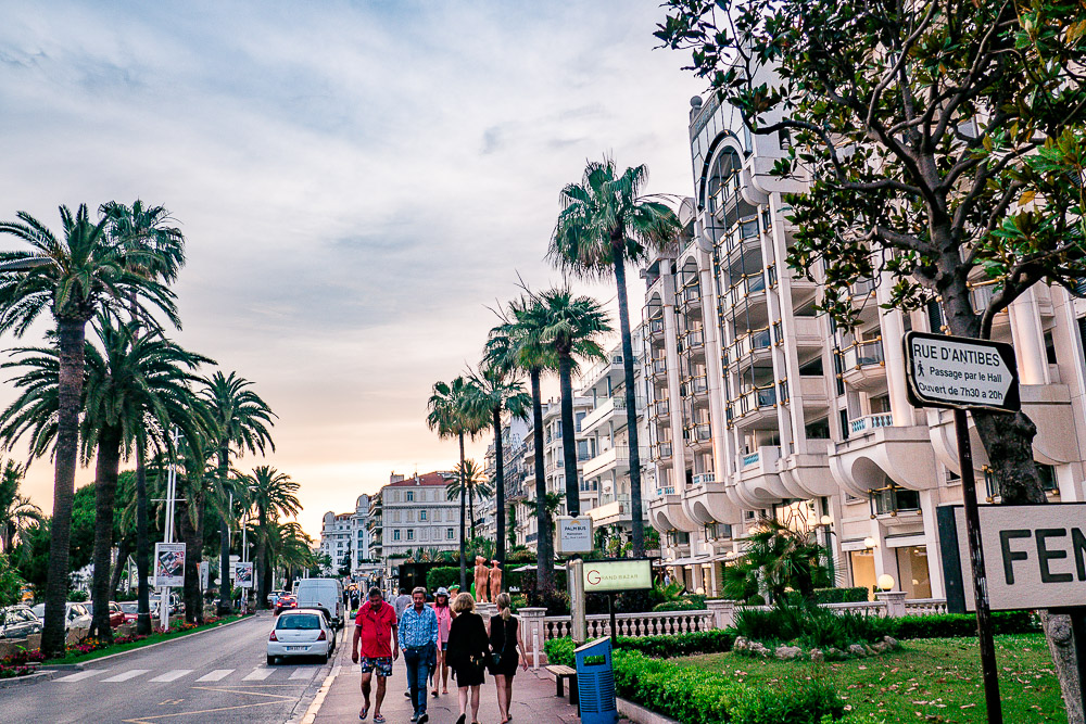 Cannes-Promenade-Croissette