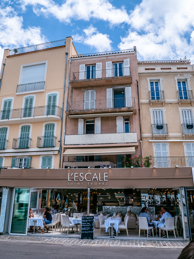 Restaurants-Hafen-Saint-Tropez