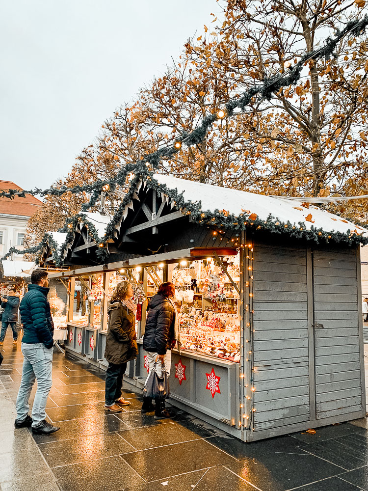 adventmarkt-am-neuen-platz