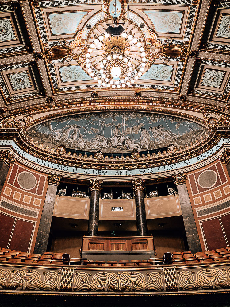 kurhaus-wiesbaden-konzertsaal