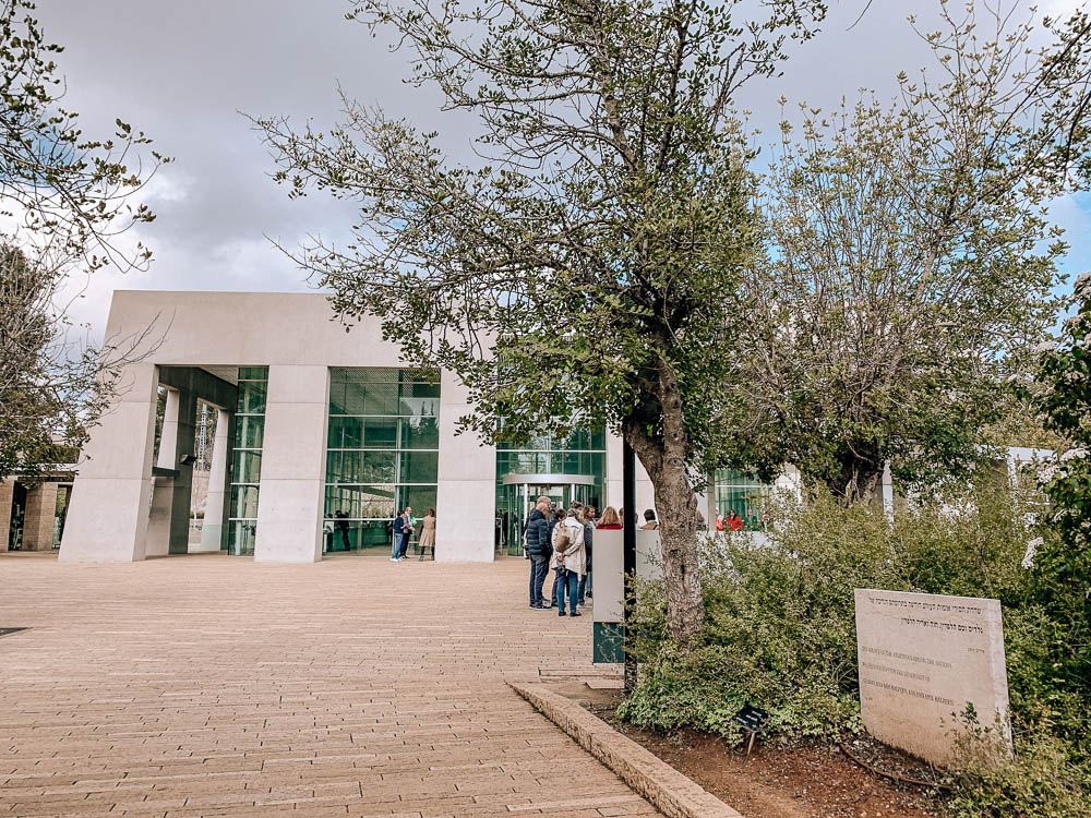 yad-vashem-park-gerechten