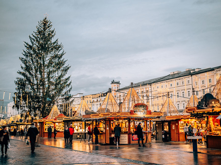 weihnachtsmarkt-hauptplatz-linz