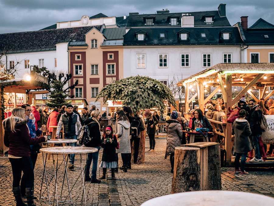 wintermarkt-linz-pfarrplatz