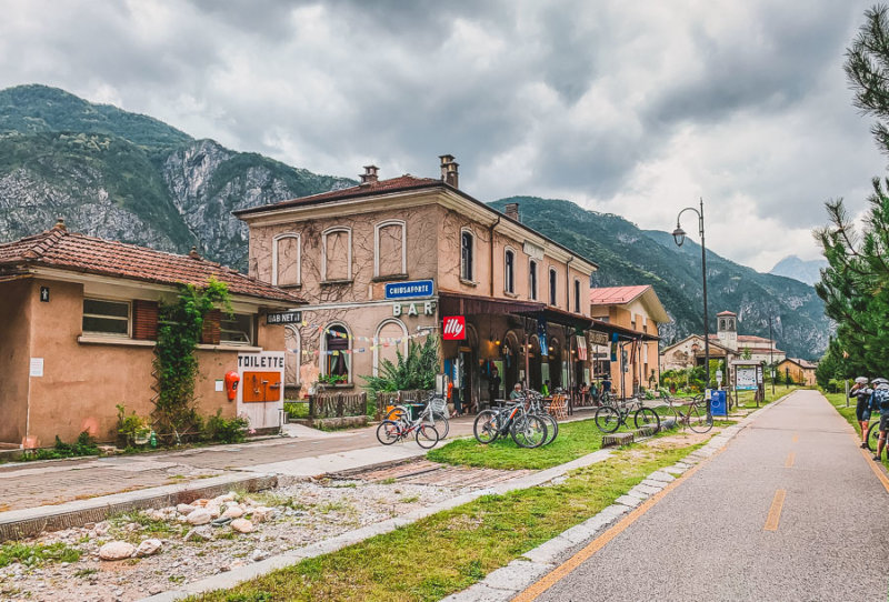der ehemalige Bahnhof von Chiusaforte wurde zum Restaurant umfunktioniert restaurant-bahnhof-chiusaforte