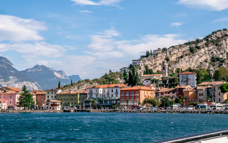Anfahrt mit der Fähre auf Torbole torbole-nago-gardasee-urlaub